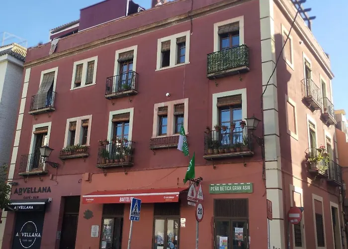 Atico Centrico Plaza Moravia ,San Julian.